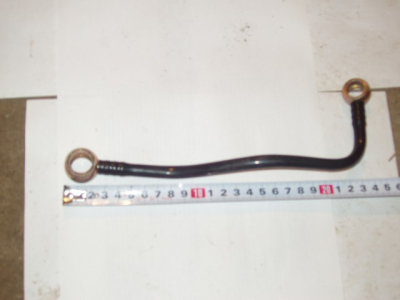 Шланг ТНВД №1 пластик, гайки M14, изогнутый H HOWO (ХОВО) VG1560070025 фото 1 Нижнекамск